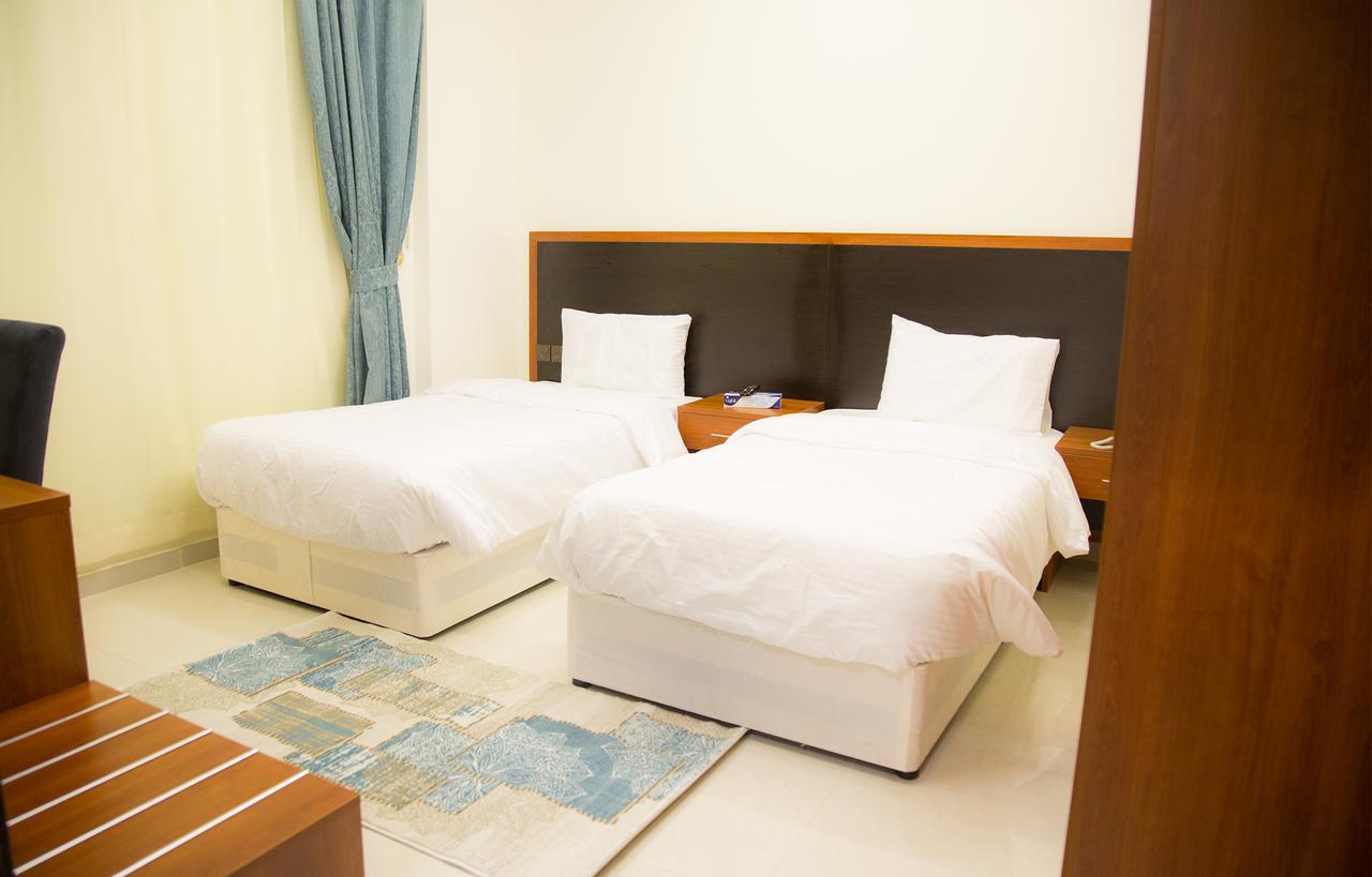 Rama Yanbu Hotel-Suite エクステリア 写真